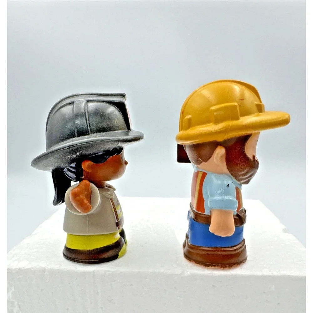 Lot Of‎ 2 Fisher Price Little People Girl Firefighter and Construction Man 2016